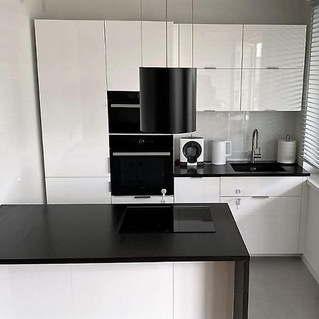 A Modern Apartment For 2 People Cracovie Extérieur photo